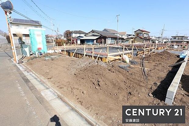 【 駐車場 / parking 】1台可能な駐車スペース