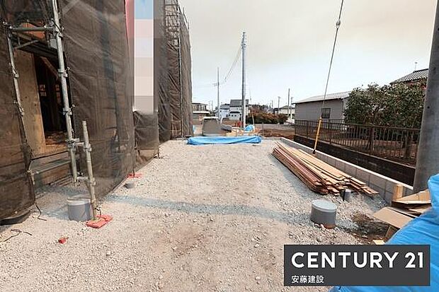 【 駐車場 / parking 】1台可能な駐車スペース