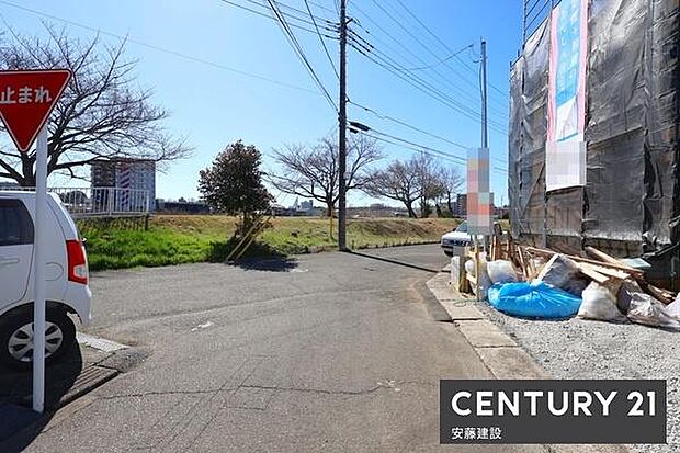 【 前面道路 】東側約4m公道