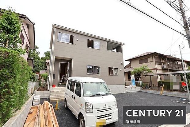 1階17帖LDK+5.2帖の和室で開放的な空間
