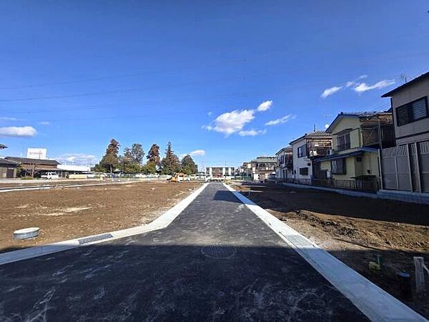 【　前面道路　】東側約4ｍ開発道路