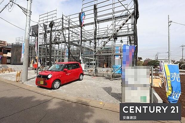 【 駐車場 / parking 】並列2台可能な駐車スペースご夫婦それぞれのお車をお家の前に停めることができます