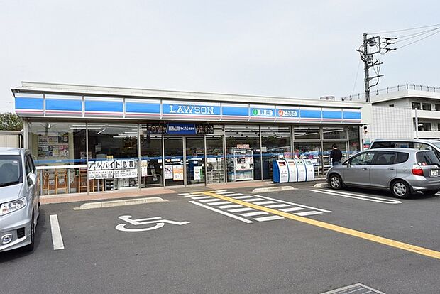 ローソン狭山入曽運動公園前店まで531m