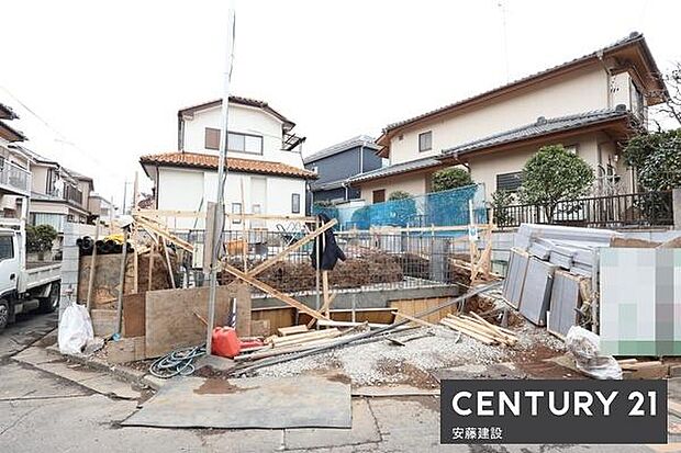 【 駐車場 / parking 】駐車1台可能なスペース