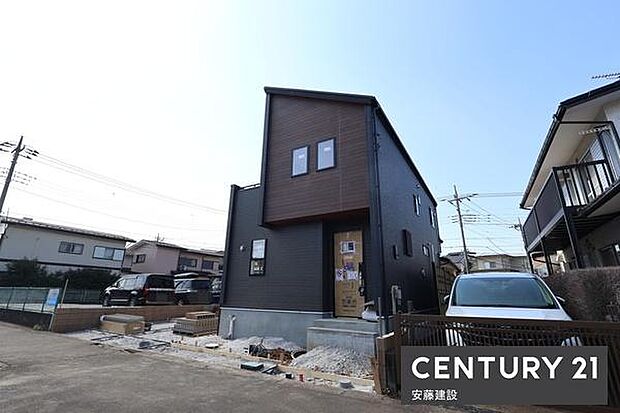 徒歩7分圏内にスーパー、コンビニ、ドラッグストアが揃った便利な立地!