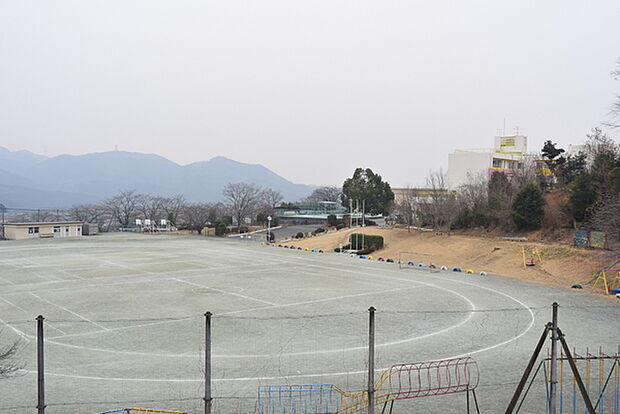 日高市立武蔵台小中学校まで1018m、令和5年4月、小中学校統合。義務教育学校として開校。