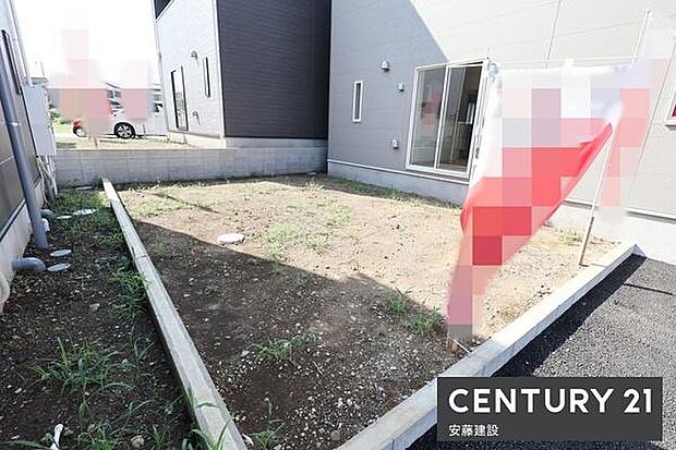 【 庭 / Garden 】ガーデニングや家庭菜園など楽しみが広がるお庭スペース!お子様やペットと遊べるふれあいの空間にもなります