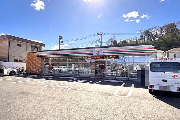 セブンイレブン入間鍵山店まで450m