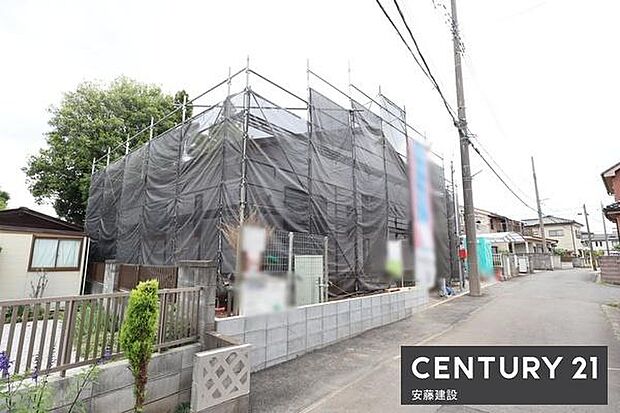 ゆとりある62坪に平屋設計!駐車2台でもお庭が確保できる広さです。