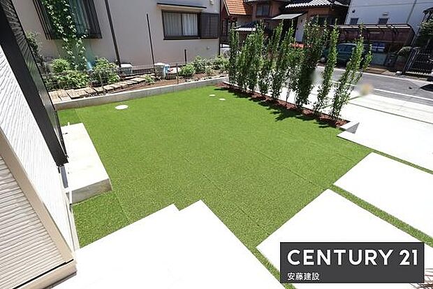 【　庭　/　Garden　】物置やお庭としても活用できるゆとりのスペース