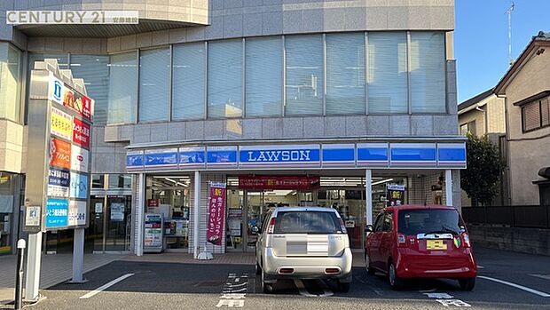 ローソン 鶴ヶ島駅東口店まで730m