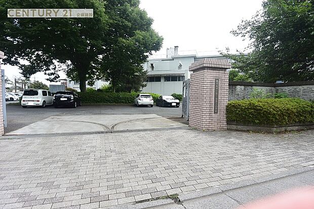 鶴ヶ島市立鶴ヶ島第二小学校まで514m