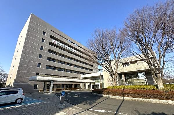 狭山市役所まで633m