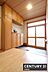玄関：【　玄関　/　entrance　】開放的でゆとりのある玄関！間口が広く出入りのしやすい設計散らかりがちな玄関もすっきり片付くシューズボックス完備