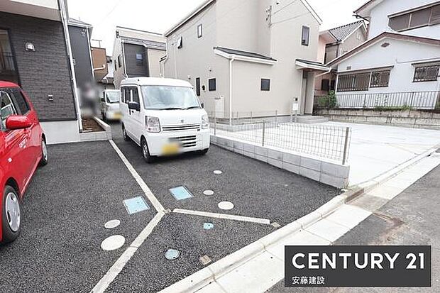 【 駐車場 / parking 】駐車2台可能なスペース