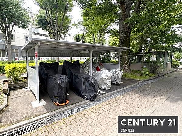 【　設備　】バイク置場