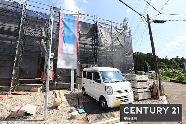 主寝室約8.5帖+WIC2帖の広々空間家族団らんとできる4LDK邸宅