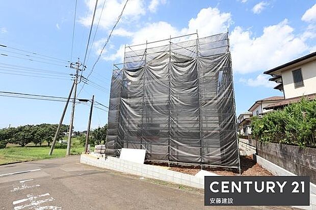 北西角地に立地西側陽当たり良好