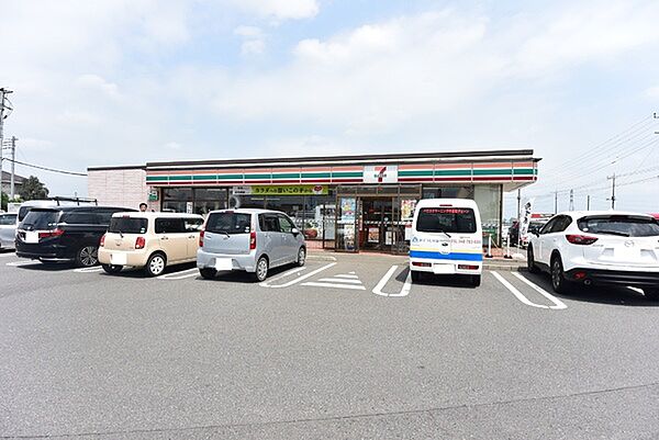 セブンイレブン川越水上公園前店まで812m