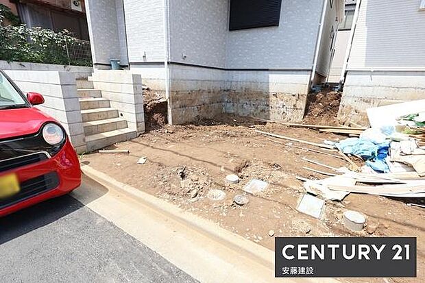 【 駐車場 / parking 】駐車1台可能なスペース
