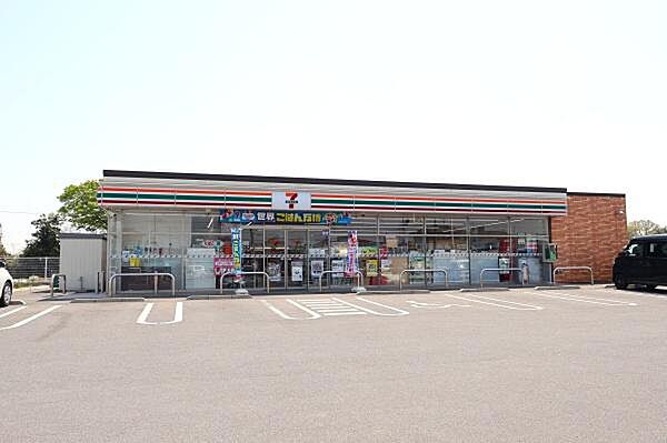 セブンイレブン 狭山柏原東店まで551m