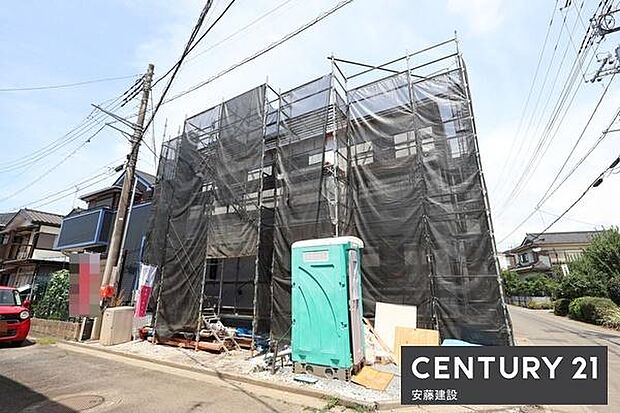 徒歩10分圏内に小中学校、スーパー、コンビニ等が揃った便利なエリア