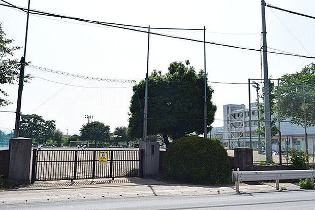 日高市立高麗川中学校まで1035m