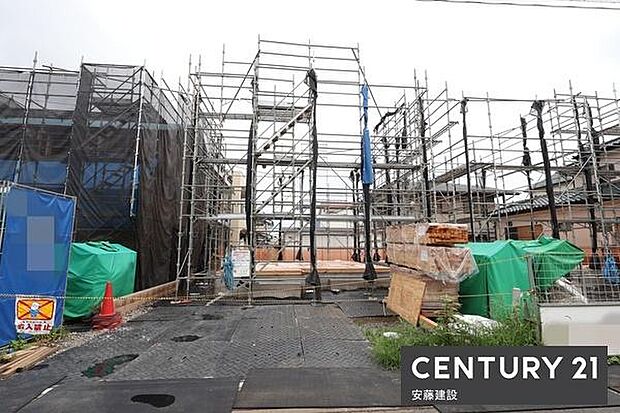 全棟敷地約46坪以上、南西向きで明るく開放的な整形地!