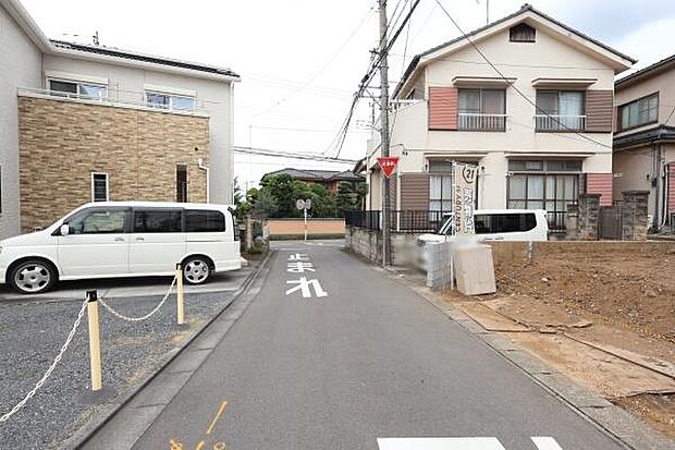 【 前面道路 】北西側約4m公道