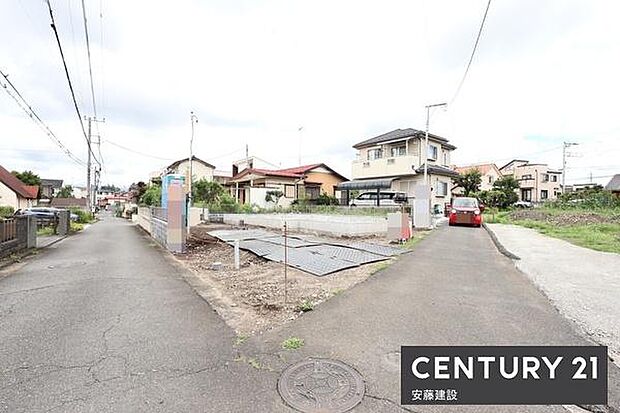 【 前面道路 】南側約4m公道・東側約2.65m道路