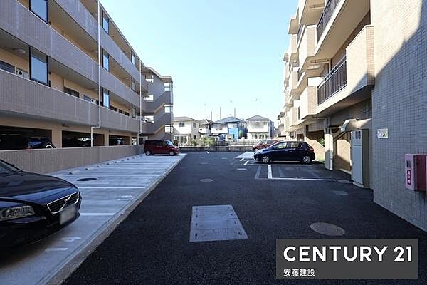 【　設備　】駐車場※空き状況要確認
