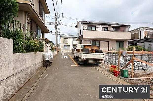 【　前面道路　】西側約4ｍ公道