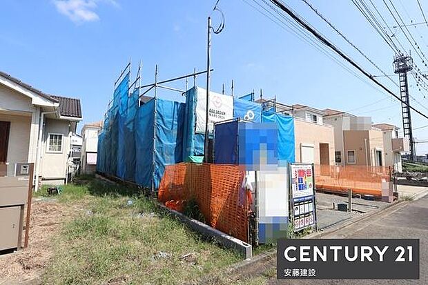 小学校まで徒歩9分、中学校まで徒歩12分！小さなお子様の通学も安心できる距離