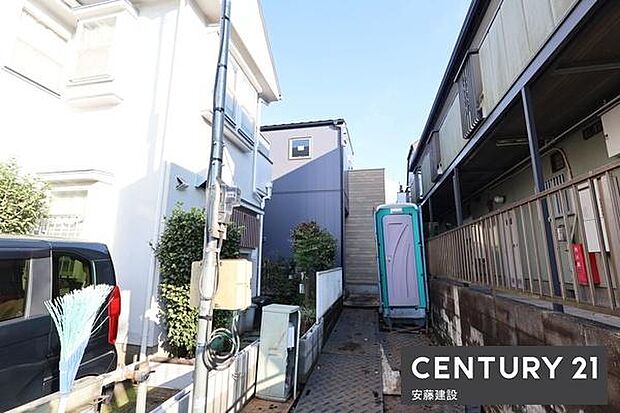 暖かな陽が差し込む2階リビング