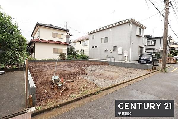 西武新宿線「狭山市」駅徒歩15分、スーパー、コンビニまで徒歩6分！