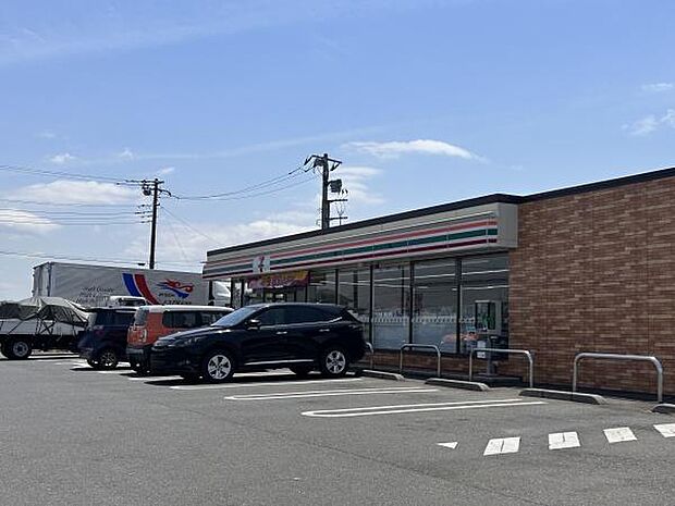 セブンイレブン 狭山下奥富店まで1040m