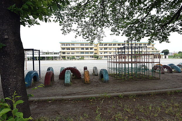 入間市立仏子小学校まで1794m