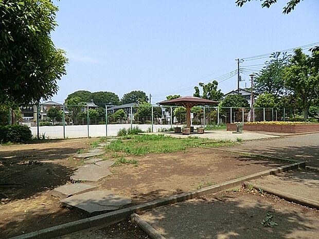 犬久保公園まで724m