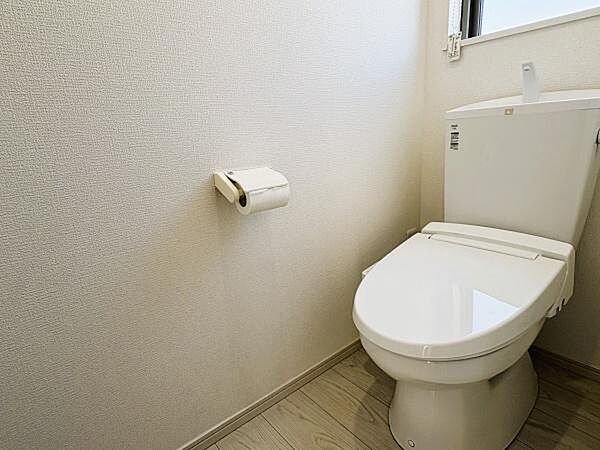 本画像はAI技術を用いて一部加工・編集しております。現況を優先といたします。