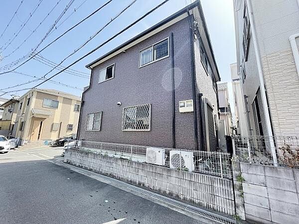 落ち着いたお洒落な外観です