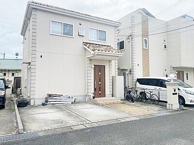 外観:前面道路広く日当たり良好な立地♪ 外観:前面道路広く日当たり良好な立地♪