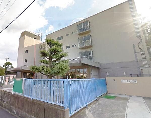 泉大津市立条東小学校まで775m