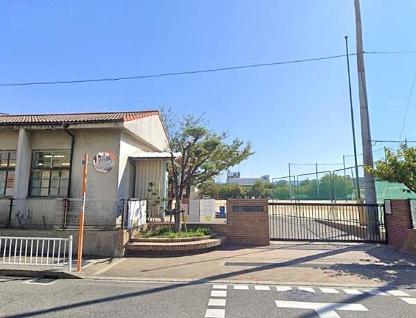 岸和田市立岸城中学校まで1400m