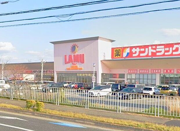 ラ・ムー泉南北野店まで941m