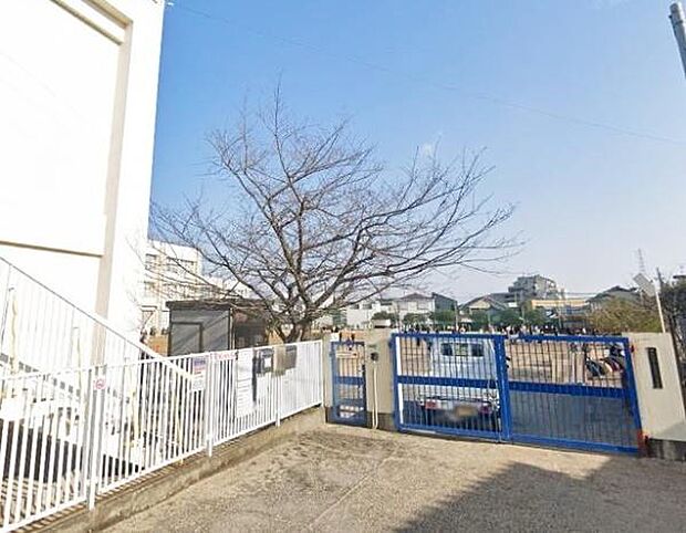 岸和田市立常盤小学校まで1859m