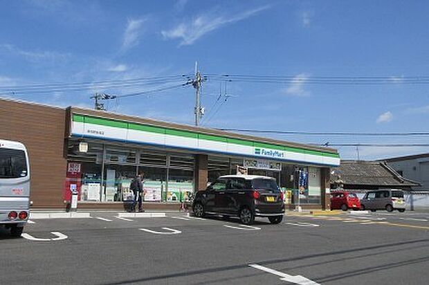 ファミリーマート泉佐野長滝店まで450m