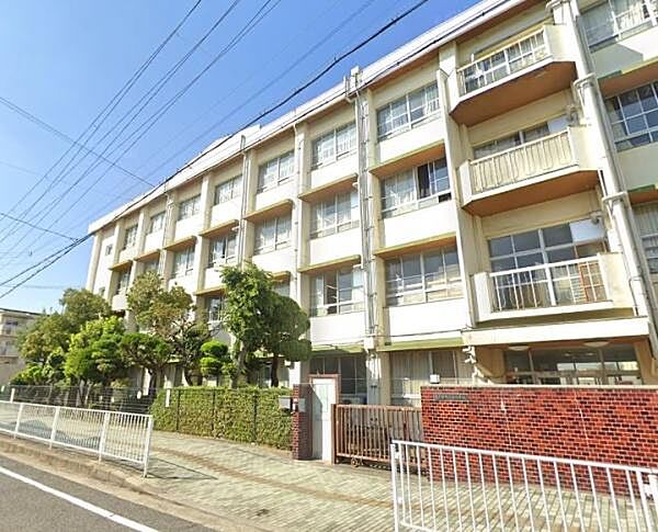 泉大津市立浜小学校まで550m