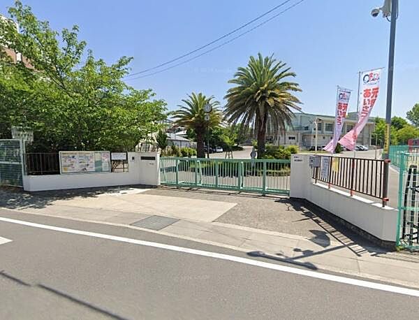 泉佐野市立日根野中学校まで1300m