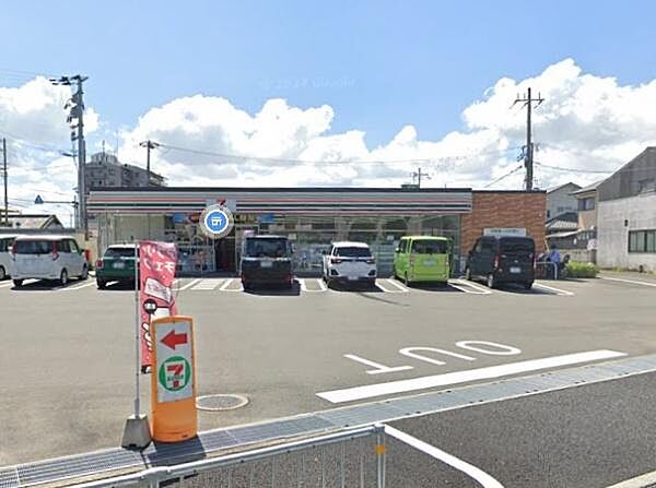 セブンイレブン忠岡中1丁目店まで400m