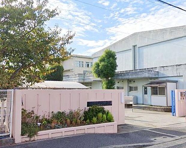 岸和田市立山直北小学校まで500m